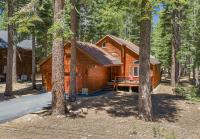 Tahoe Donner Cabin Level Driveway Sleeps 8 Decks Close to Ski & Trails - Ferienwohnung Truckee