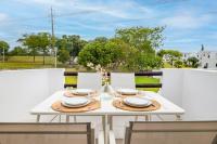 Clube Albufeira - 2BR Pool, Kids Club & Family Fun - Chambres d'hôtes Albufeira