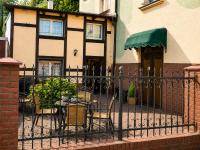 Komfortable Ferienwohnung 2x Schlafzimmer, Sauna zubuchbar, Parkplatz & Top Lage in Bad Muskau - Chambres d'hôtes Bad Muskau