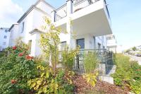 Villa Anni Whg 01 mit Terrasse - B&B Ostseebad Göhren