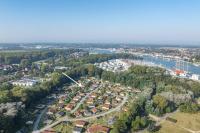 Strandhaus Schatzkiste 7 - Bed and Breakfast Priwall