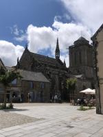 Ker Awen-Appartement en pierre avec vue panoramique à Locronan - Chambres d'hôtes Locronan