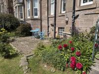 Stylish River View Stay Sleeps 6 - B&B Dundee