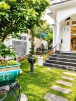 Green Hillside Villa Hue - B&B Hué