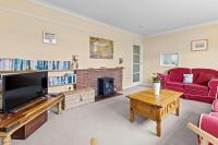The Dinghy Coastal Bungalow in Pevensey Bay - B&B Pevensey