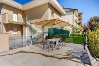 Elegant apartment with large garden and parking - B&B Marotta