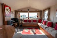 Grouse: Coastal Caravan near Scratby Beach - B&B Scratby