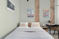 Modern Pet-Friendly Apartment with Desk in Old Town by Noclegi Renters - Chambres d'hôtes Poznan