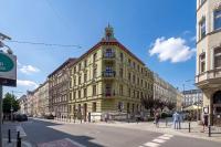 Modern Pet-Friendly Apartment with Desk in Old Town by Noclegi Renters - Chambres d'hôtes Poznan