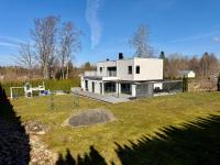 Workers and Family Homes 5BR Team House for 10, Free Parking Near Volvo & Landvetter - Chambres d'hôtes Landvetter
