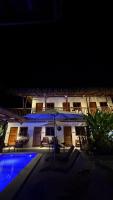 RedRoof Siargao Rooms - B&B Cabuntog