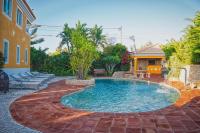 Studio apartment with pool Meia Praia beach Lagos - Chambres d'hôtes Albardeira