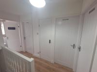 3 BED, Terrace House, Sleeps up to 7 people, Garden - Ferienwohnung Cardiff