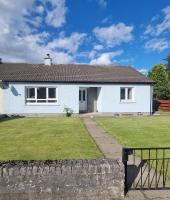 2 Bedroom Bungalow with Private Garden - Bed and Breakfast Auchindachy