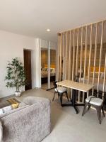 Newly renovated studio with Swimming Pool - Bed and Breakfast Estepona