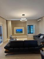 The Lake Villa - B&B Tirana
