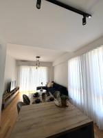 Hug and Fly Apartment - B&B Skopje