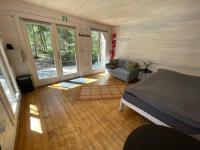 Peaceful Forest Cabin in Nature - B&B Paluküla