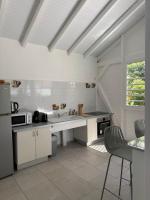 Tropical Lodge - Ferienwohnung Petit-Bourg