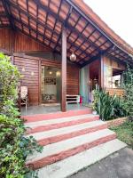 Casa 4 dorms 2 suites - localização perfeita no centrinho e rodeada de natureza - B&B Alto Paraíso de Goiás