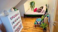 The Chic Blush & Bloom! - Ferienwohnung Swansea