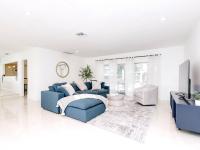 Modern Spacious 5-Bedroom Villa with Pool - Ferienwohnung Hollywood