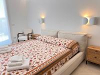 Piscina Fronte Mare & Attico - Jl Blue Apartments C43 - Bed and Breakfast Lido di Jesolo