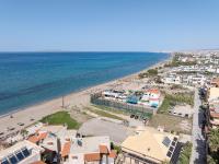 Modern & Cozy Coastal Apartment in Prime Location - B&B Gázi