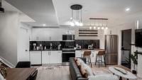 Luxury Comfort Stay in Keswick 2Bedrooms- 1Bath - B&B Edmonton
