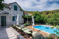 Family friendly house with a swimming pool Dol, Brac - 25954 - Chambres d'hôtes Postira