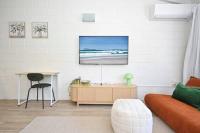 Beachfront 1BR Loft. Surf-Café-Unwind - Ferienwohnung Merrigal