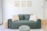 Beachfront 1BR Loft. Surf-Café-Unwind - Ferienwohnung Merrigal