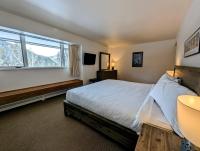 Saints John 2505 by SummitCove Lodging in colorado - B&B Keystone
