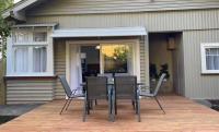 S&N Spacious 3BR 2Bath with Parking opposite Waikato Hospital & Near Lake - Chambres d'hôtes Hamilton