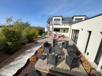 Maison contemporaine avec vue mer, piscine intérieure, classée 5 étoiles - Chambres d'hôtes Locquirec