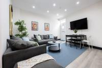 Stylish Didsbury Apartment - Walk to Train Station - B&B Manchester