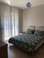A&S Spacious City Centre - Durres - Bed and Breakfast Durrës