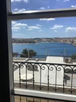 Valletta harbour view studio 2B - B&B Valletta