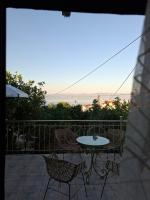 Cosy 2Bedroom House Sea View & Garden in Petalidi - Chambres d'hôtes Petalídi