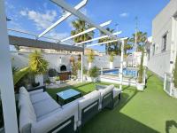 Chalet con Piscina Privada, Aguas Nuevas, Torrevieja - B&B Torrevieja