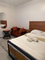 Cozy Studio with View and Dedicated Workspace , Near Transit - Ferienwohnung Rungiri