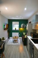 The Noir Suite Luxury City Centre Flat - Ferienwohnung Newport (Wales)