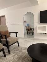 Modern 3BR with 4 Beds Kilimani Near Malls & CBD - Chambres d'hôtes Nairobi