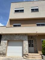 Višnjeva Apartments - Bed and Breakfast Gorica