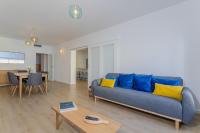 Avenida Blue - 3 bedroom - private parking - B&B Ponta Delgada