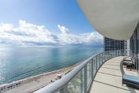 Gorgeous Oceanfront Three Bedroom Pools and Gym - Ferienwohnung Hollywood