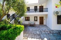 Emerald Apartment Next to the Sea, Elani - B&B Elani
