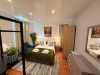 Colourful 2-Bed Flat Near Teesside Uni - B&B Middlesbrough