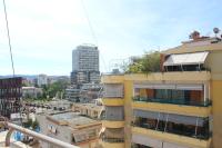 Air Albania Stadium View Apartment - Chambres d'hôtes Tirana