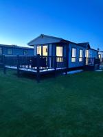 Bridlington Holiday Park low cost lodge - sleeps 3 - Chambres d'hôtes Carnaby